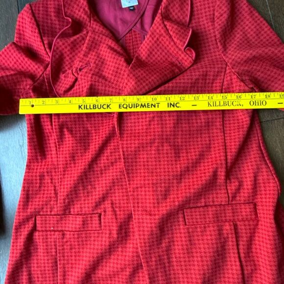 Cabi Celebration jacket womens size medium red houndstooth ruffle collar one but - Picture 11 of 11